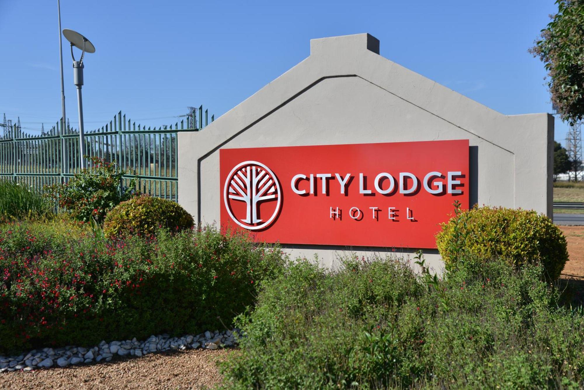 City Lodge Hotel Johannesburg Airport, Barbara Road Kempton Park Zewnętrze zdjęcie